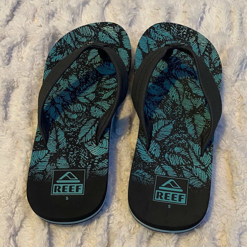 Women’s Reef Black and Teal Flip Flops